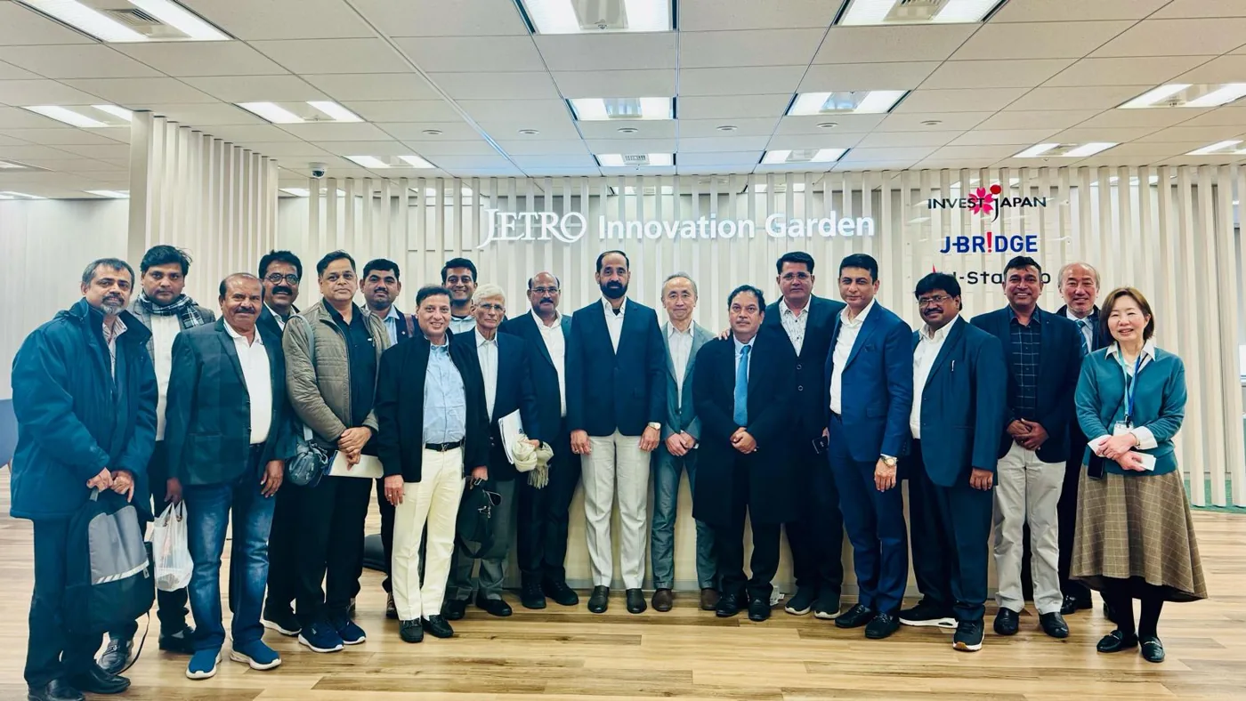 AFGED delegates and international representatives gathered at a business event